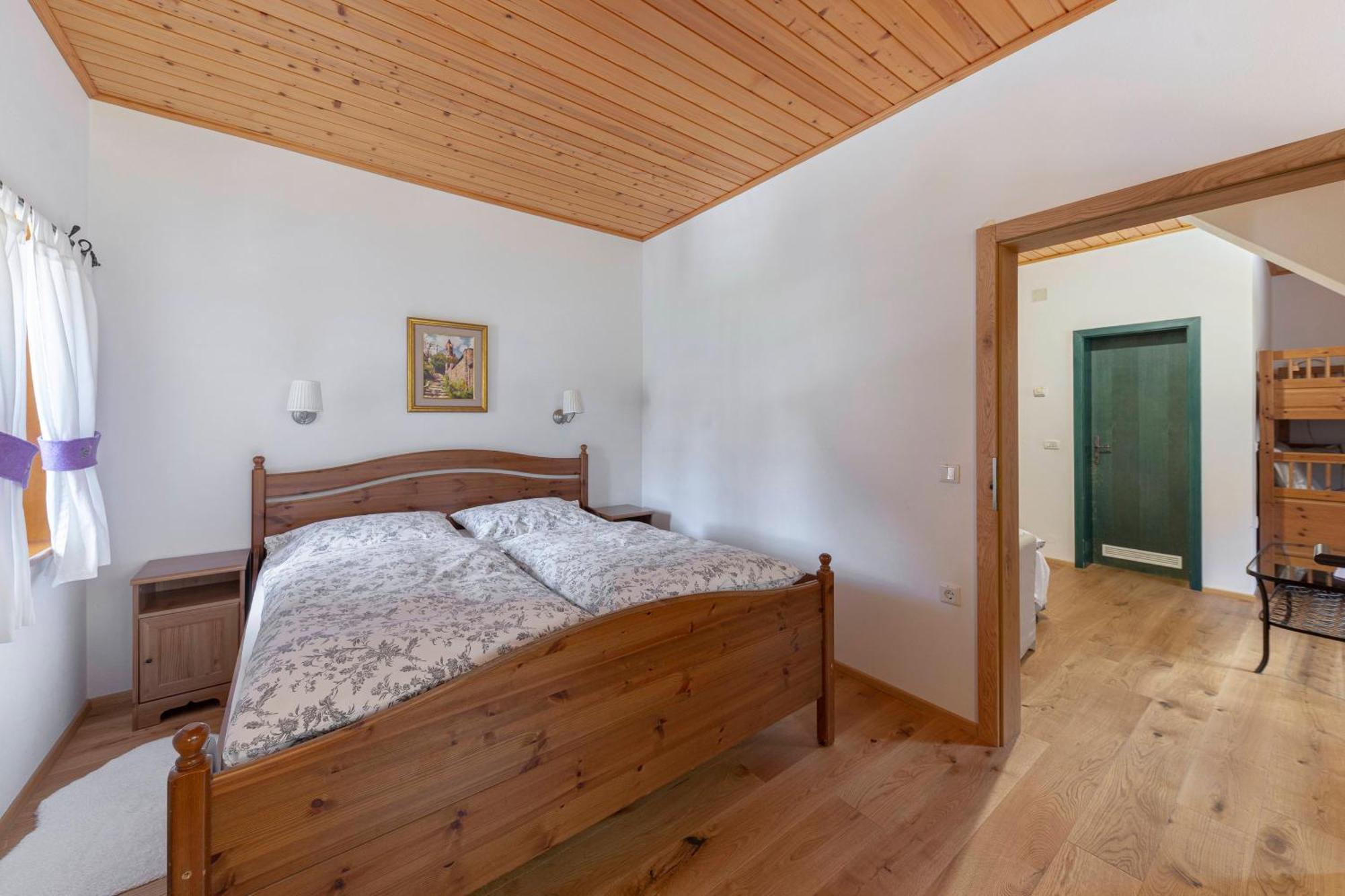Hisa Ojstrica Bed and Breakfast Solčava Exteriör bild